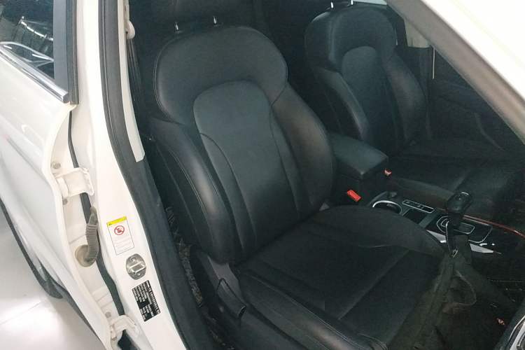 Used Haval H2 2018 1.5T Dual-Clutch Two-Wheel Drive Fashion Model China VI Standard