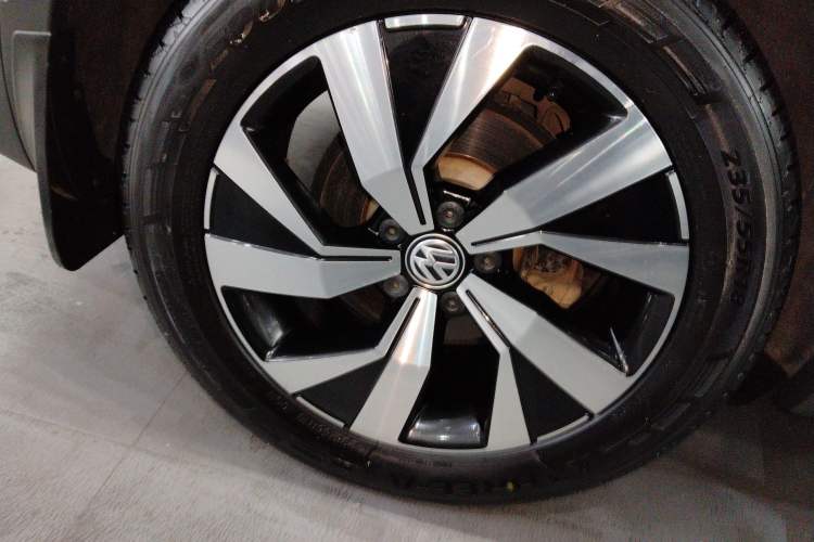 Used Volkswagen Tayron 2019 330TSI Two-Wheel Drive Luxury Model China VI Standard
