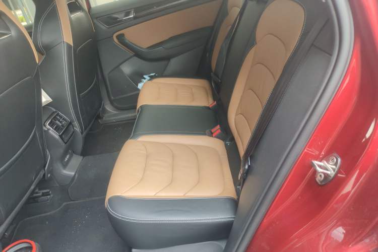 Used Skoda Kodiaq 2019 Facelifted TSI330 5-Seater Two-Wheel-Drive Luxury Enjoyment Edition China V Emission Standard
