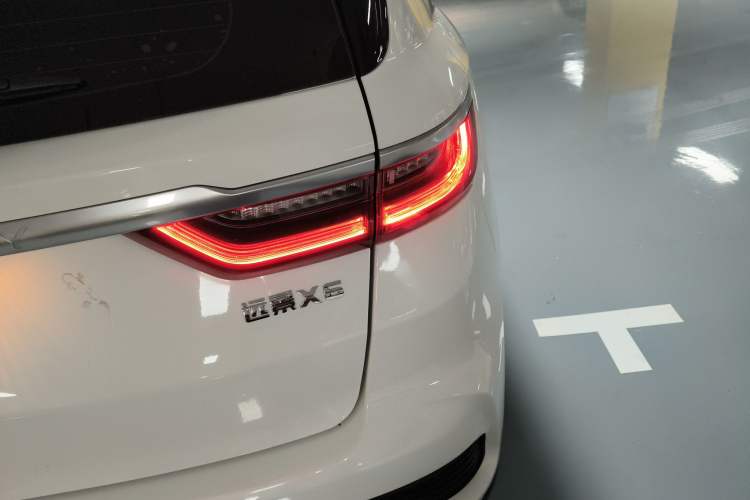 Used Geely Auto Vision X6 2020 1.4T Manual Luxury Model
