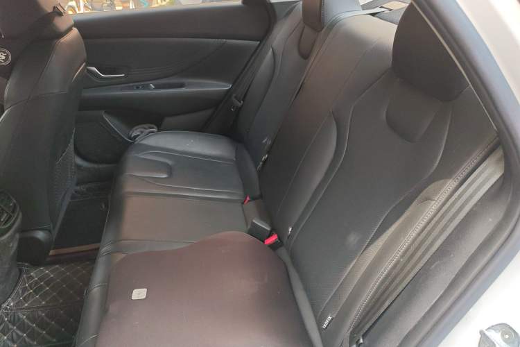 Used Hyundai Elantra 2022 1.5L CVT GLX Elite Edition Left Rear Seat