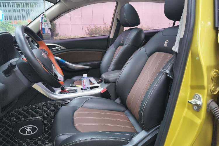 Used BYD Song 2016 GaiShi Edition 1.5TID Automatic Elite Model
