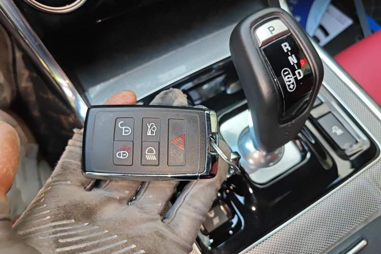 Used Jaguar XEL 2020 2.0T 200 PS R-DYNAMIC S Advanced Sport Edition
