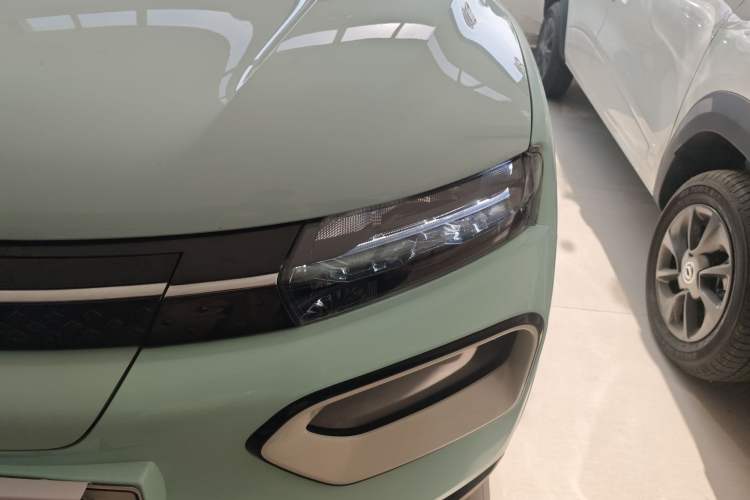 Used Dongfeng NAMMI BOX 2022 Chasing Wind Edition 351KM Standard Model
