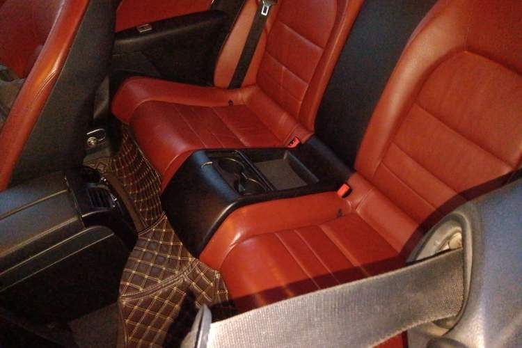 Used Mercedes-Benz E-Class 2010 E 260 CGI Coupe
