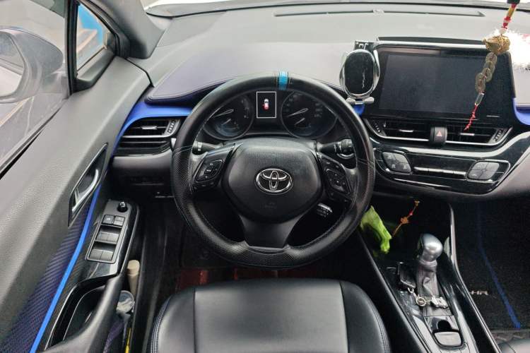 Used Toyota C-HR 2020 2.0L Leading Edition
