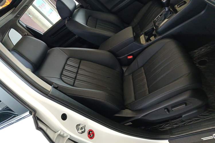 Used Honda Breeze 2023 240TURBO Two-Wheel-Drive Luxury Edition 5 Seats