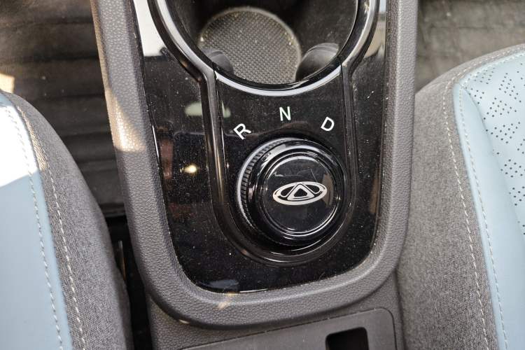 Used Chery Little Ant 2024 Edition Youth Version 251km True Love Edition 25.05 kWh Gear Lever