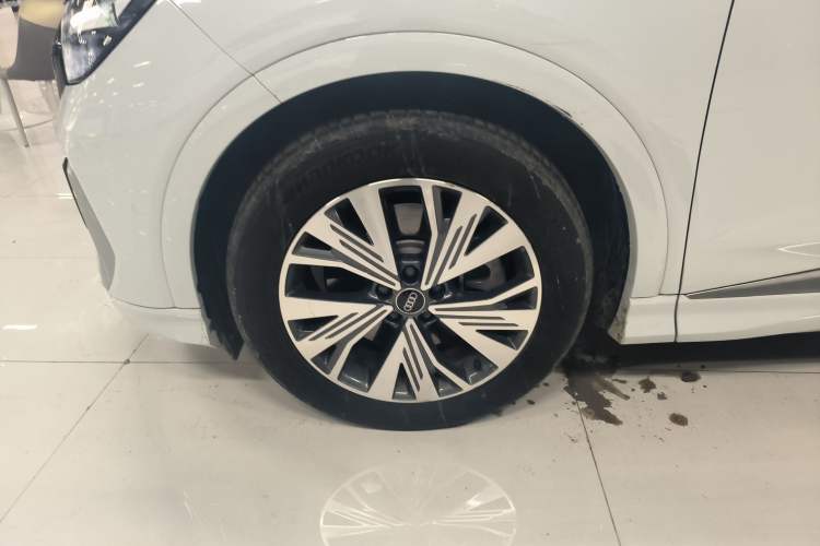 Used Audi Q4 e-tron 2023 40 e-tron Adventure Edition