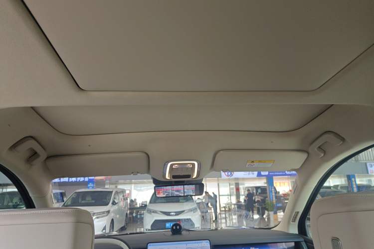 Used Nio ES8 2026 Model 6-seat Executive Luxury Edition Headliner