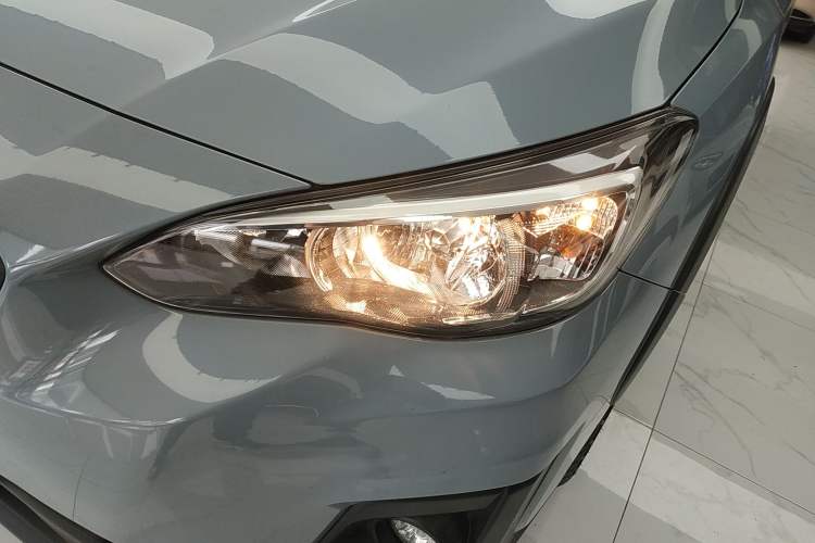 Used Subaru XV 2018 2.0i All-Wheel-Drive Luxury Edition with EyeSight