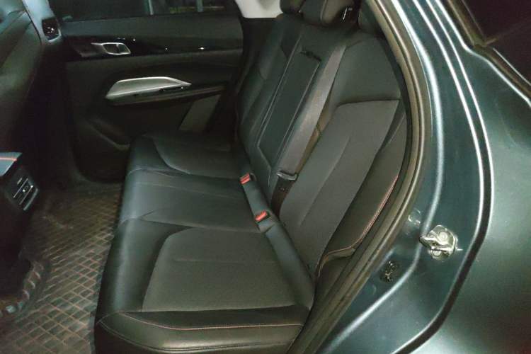 Used CHANGAN OSHAN Z6 2022 Blue Whale 1.5T DCT Smart Edition