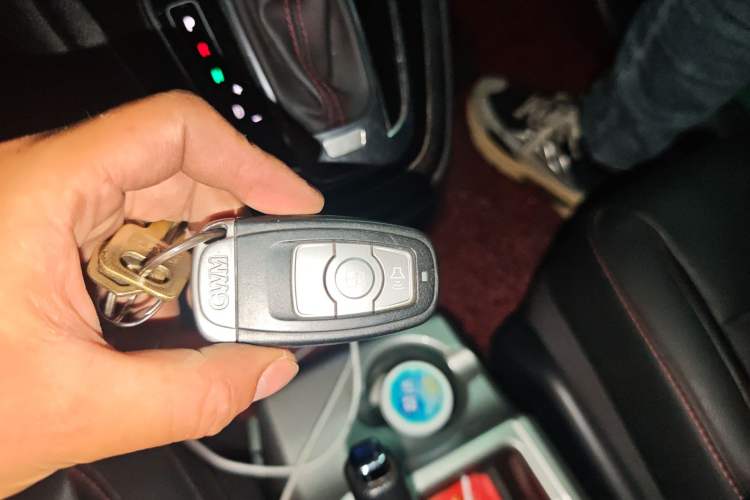 Used Haval H6 2016 Upgraded Model 1.5T Automatic Two-Wheel Drive Elite Version
