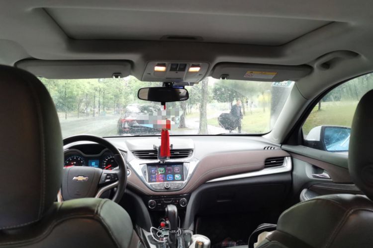 Used Chevrolet Malibu 2016 2.0L Automatic Luxury Edition Headliner