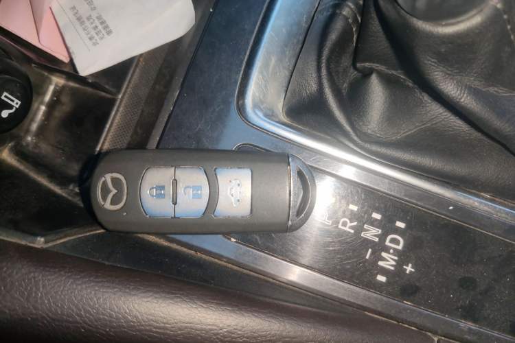 Used Mazda Atenza 2017 2.5L Blue Sky Prestige Edition
