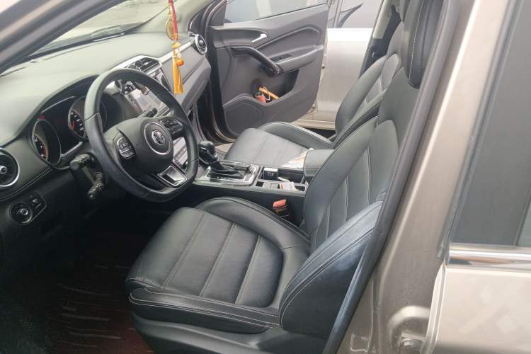 Used MG GS 2017 20T Automatic Prestige Edition Left Front Seat