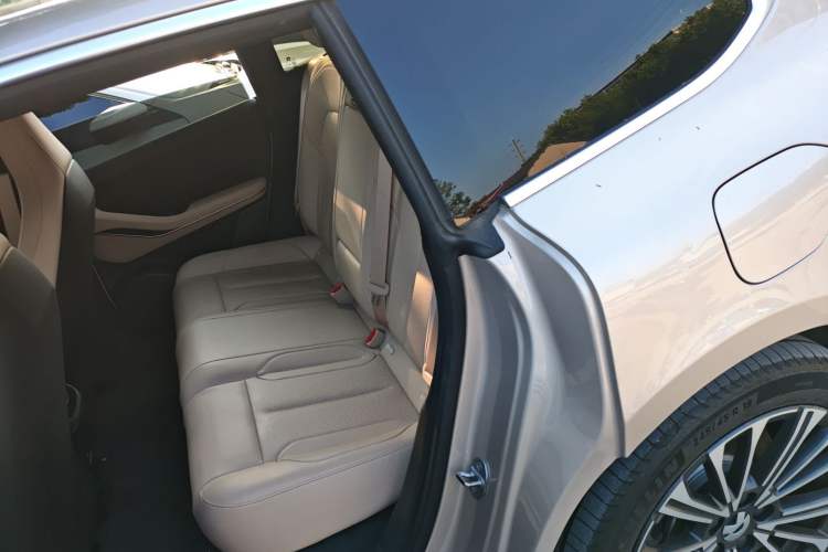 Used Nio ET5T 2023 75 kWh Touring
