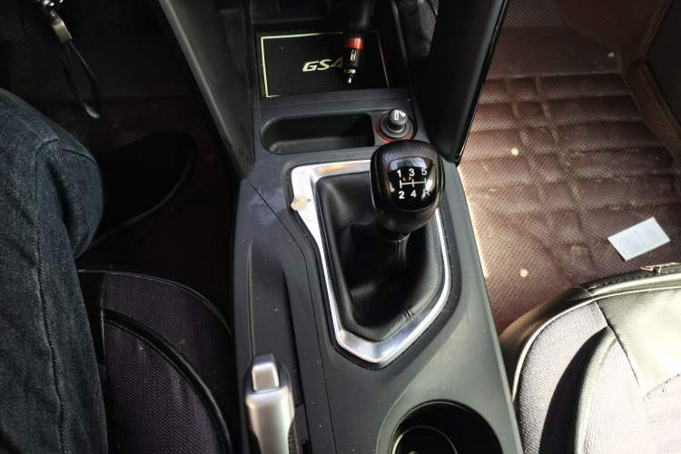 Used GAC Trumpchi GS4 2017 235T Manual Two-Wheel Drive Luxury Edition
