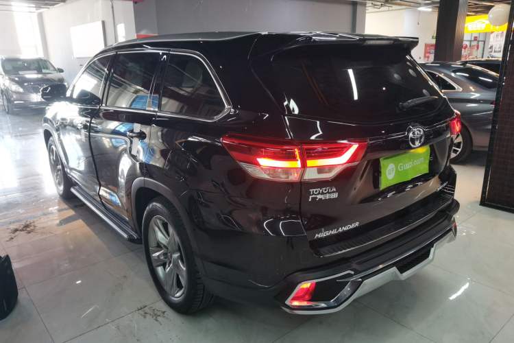 Used Toyota Highlander 2018 2.0T Four-Wheel Drive Luxury Edition 7 Seats China V Emission Standard
