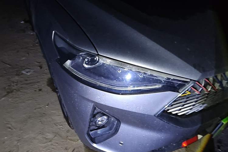 Used Haval F7 2021 2.0T All-Wheel Drive iJoy Right Front Headlight