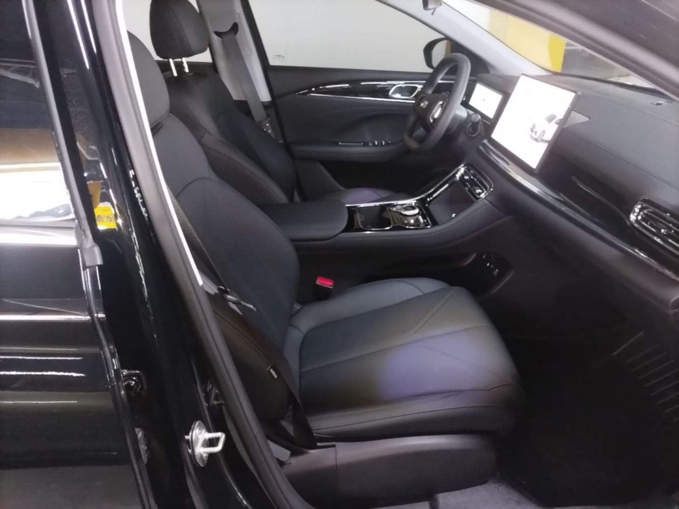 Geely Galaxy Stellar 6 2026 Model 125km Long-range Edition — снимка 19