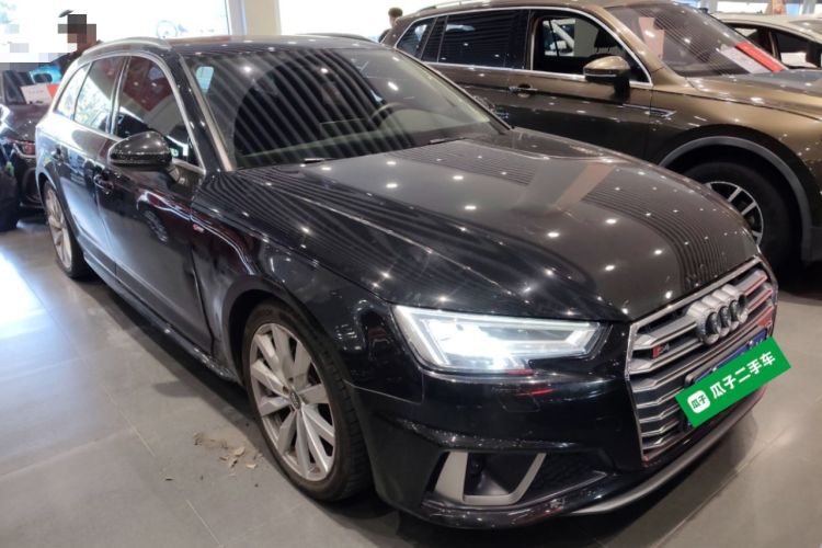 Used Audi A4 2020 Avant Avant-garde 40 TFSI Fashionable and Dynamic Model
