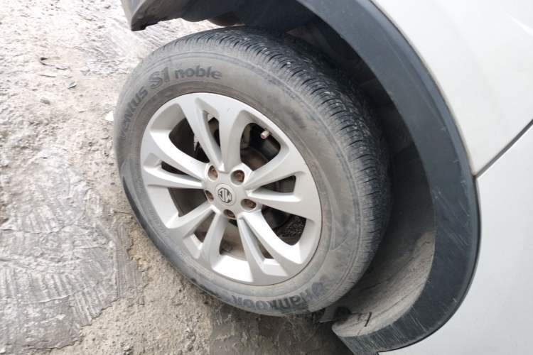 Used MG GS 2017 20T Automatic Luxury Edition Exterior 3