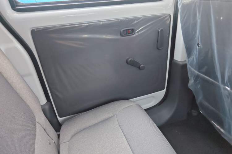 Used Wuling Zhiguang New Energy 2025 Comfort Model