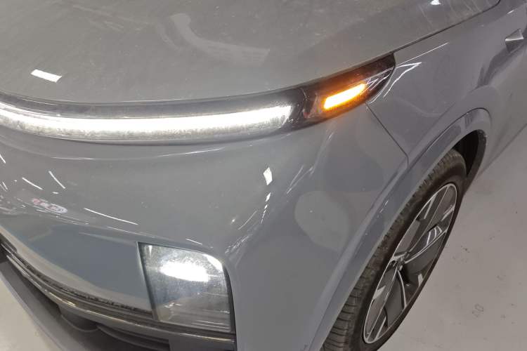 Used Li Auto L8 2025 Max Smart Refresh Edition