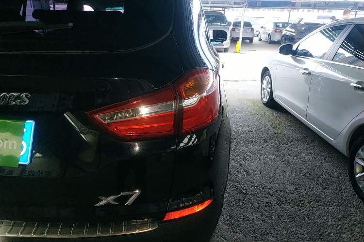 Used SWM X7 2020 2.0L Manual Comfort Version 7 Seats