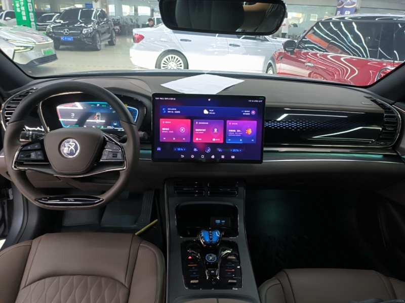 Used BYD Han 2022 DM-i 121KM Luxury Model — 9