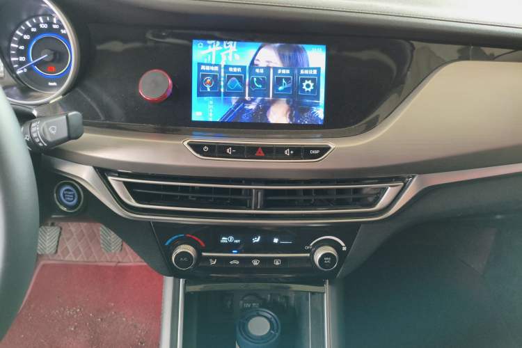 Used CHANGAN Eado 2018 1.6L GDI Manual Fashion Edition
