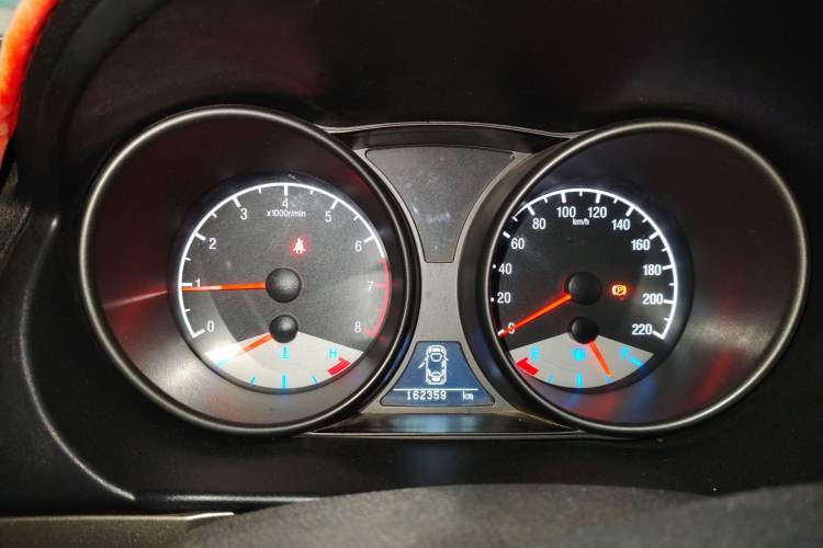 Used Geely Auto GX7 2015 Classic Edition 1.8L Manual Elite Model China V Standard Instrument Cluster