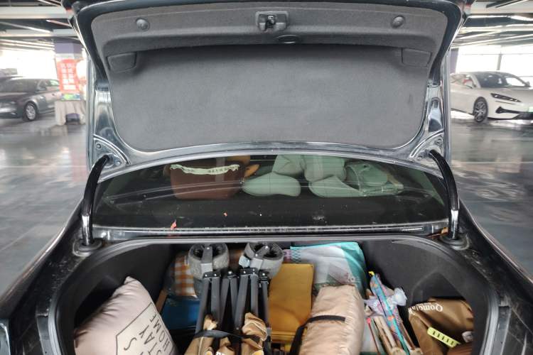 Used Volkswagen Magotan 2013 2.0 TSI Luxury Model