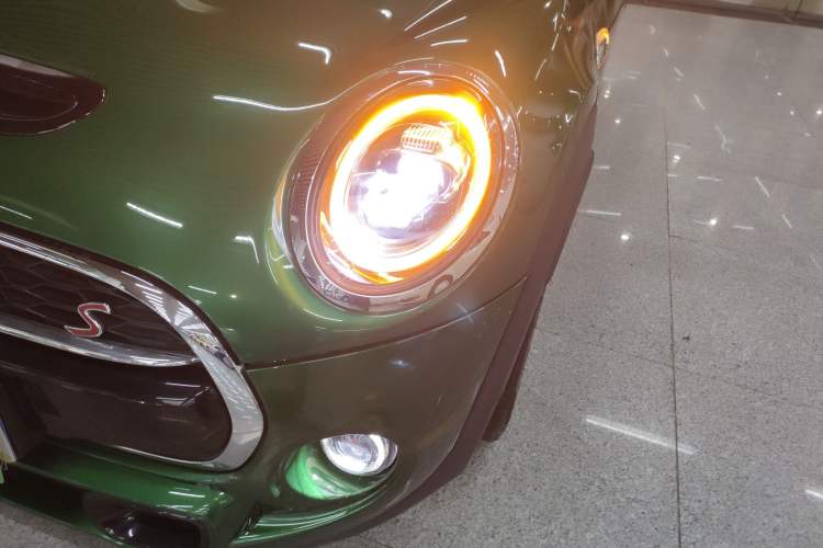 Used MINI MINI 2021 2.0T COOPER S Classic Edition
