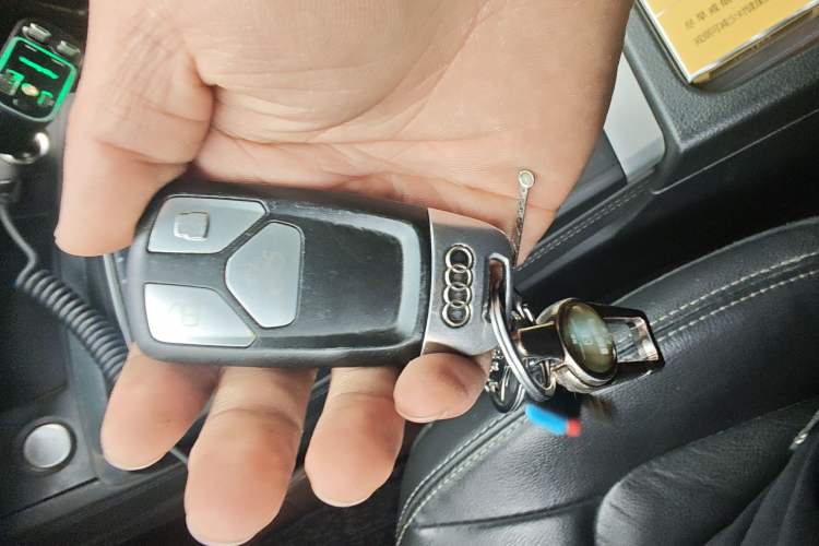 Used Audi Q5L 2020 Updated 40 TFSI Prestige Fashion Edition Vehicle Key