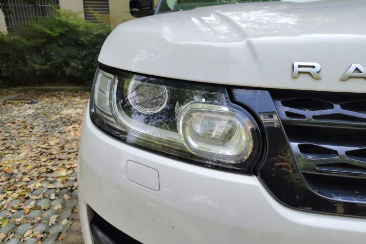 Used Land Rover Range Sport 2015 3.0 SC V6 HSE DYNAMIC Right Front Headlight