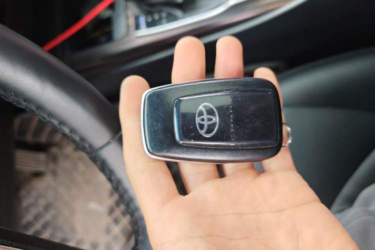 Used Toyota Camry 2019 Revised Version 2.0G Luxury Edition