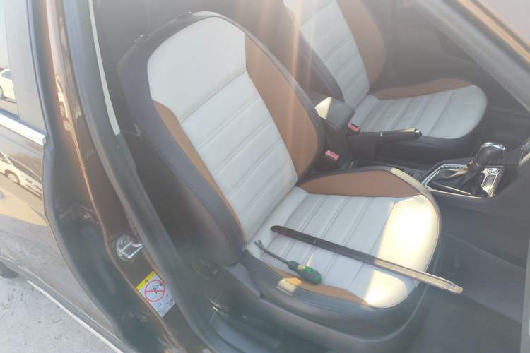 Used Volkswagen Cross Lavida 2017 230TSI DSG Luxury Edition