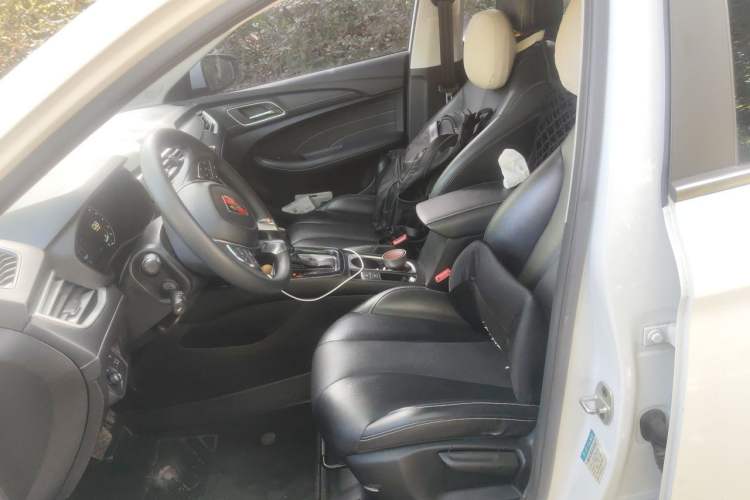 Used Roewe i5 2020 1.5L Automatic 4G Connect Luxury Flagship Edition