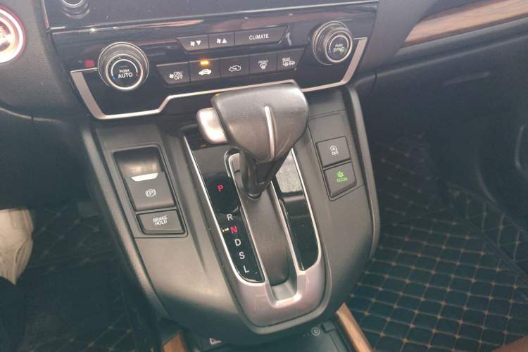 Used Honda CR-V 2021 240TURBO CVT 2WD Fashion Edition