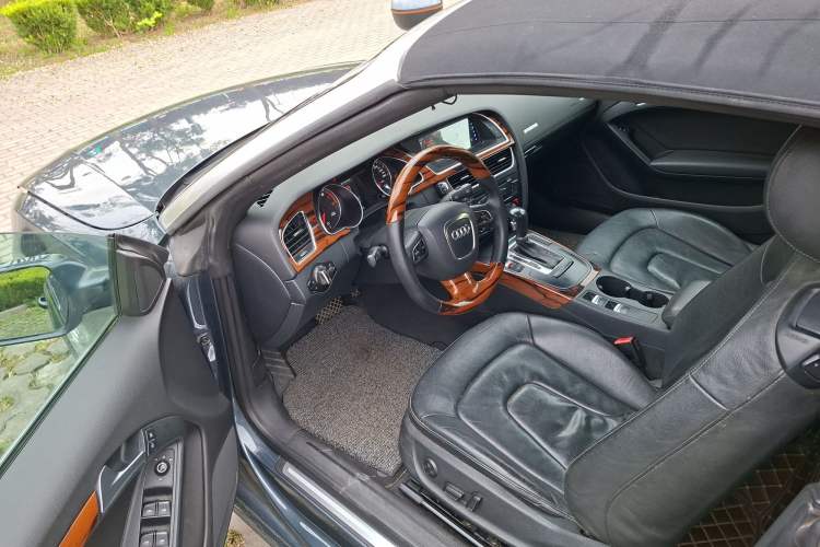 Used Audi A5 2010 2.0TFSI Cabriolet Driver Seat