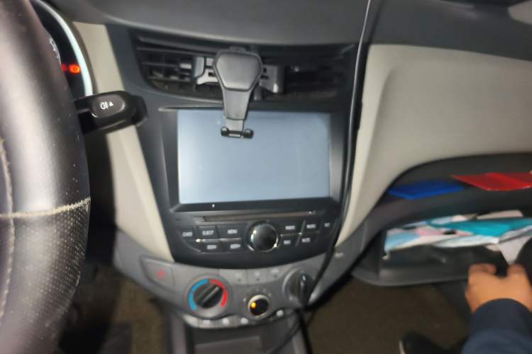 Used Chevrolet Sail 2015 Sail 3 1.3L Manual Ideal Edition Audio And AC Panel