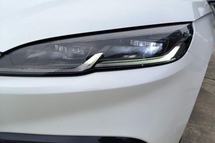 Used BYD Seal 06 New Energy 2024 DM-i 120KM Flagship Model Left Front Headlight