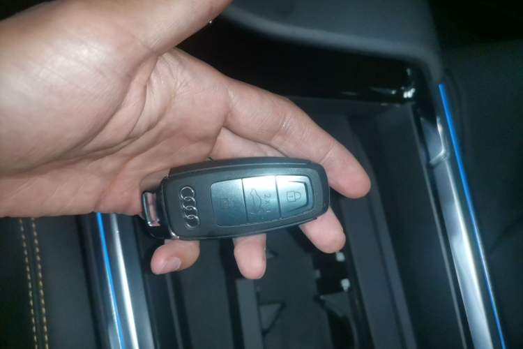 Used Audi e-tron 2021 50 quattro Luxury Edition
