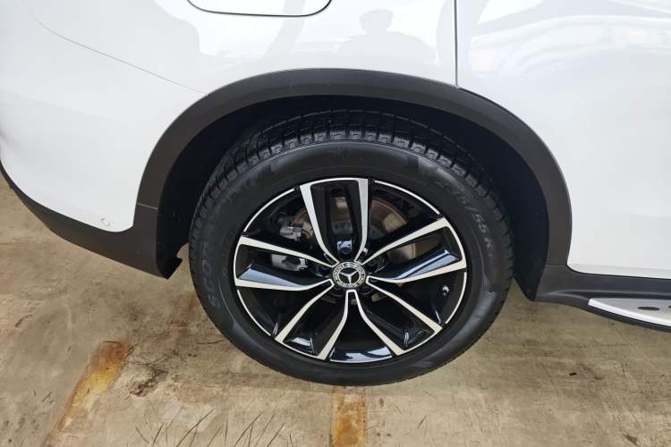 Used Mercedes-Benz GLC 2020 Facelift GLC 300 L 4MATIC Dynamic Edition
