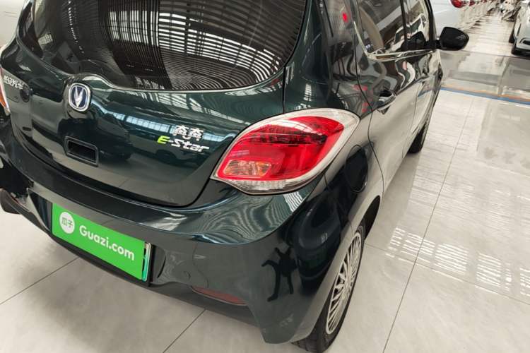 Used CHANGAN Benni E-Star 2021 National Edition Xin Yue Version Lithium Iron Phosphate (31.18 kWh)

