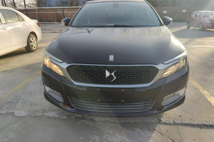 Used DS 5LS 2014 1.6T Luxury Edition THP160

