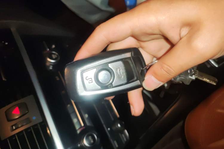 Used BMW X3 2014 xDrive20i X Design Package Vehicle Key