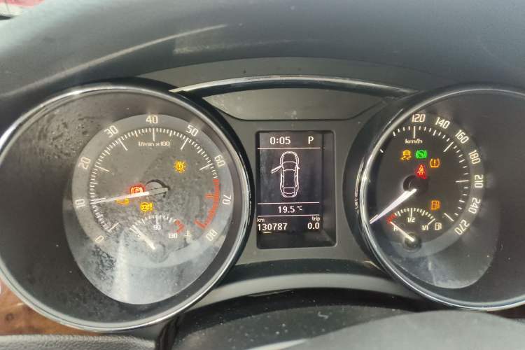 Used Skoda Superb 2013 1.8TSI Automatic MingShi Edition Instrument Cluster